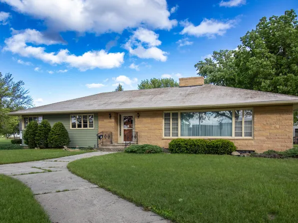 714 Butler Ave, Jackson, MN 56143