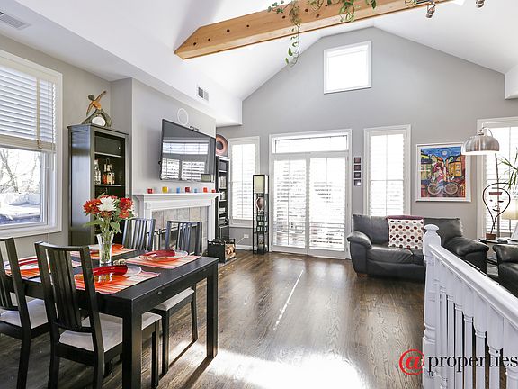 Living Room / Dining Room