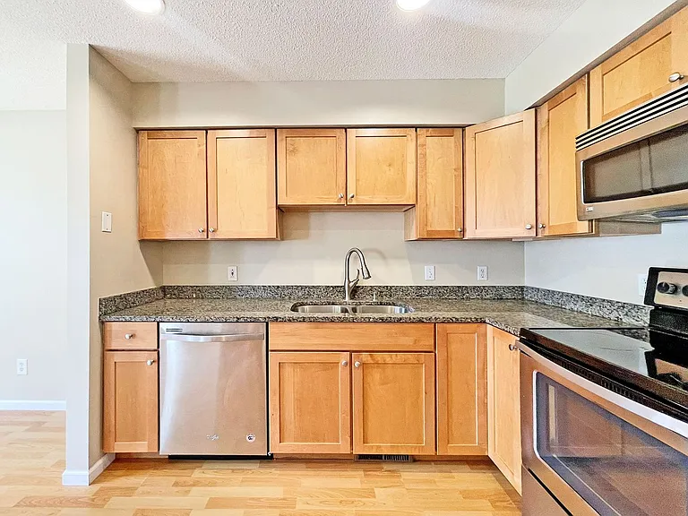 4092 S Meadowlark Rd — Photo 5