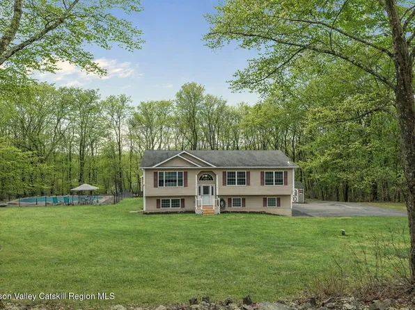 69 Ridge Road, Wallkill, NY 12589