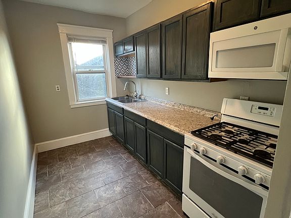 4th image of 43 Pleasant St Floor 2