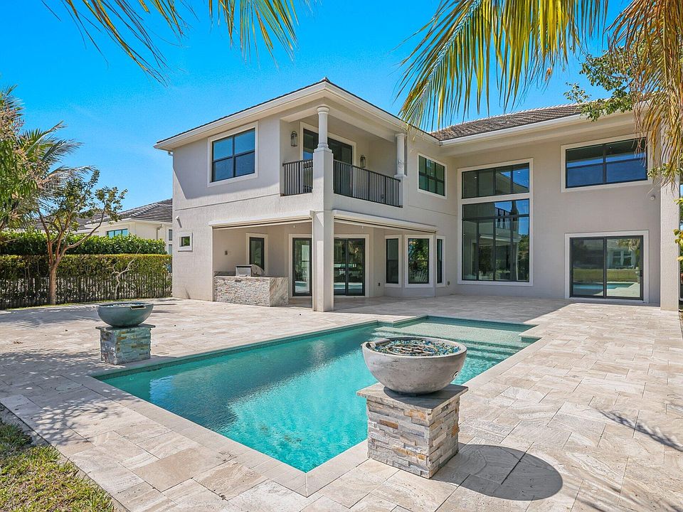 1st image of 7015 NW 27th Avenue