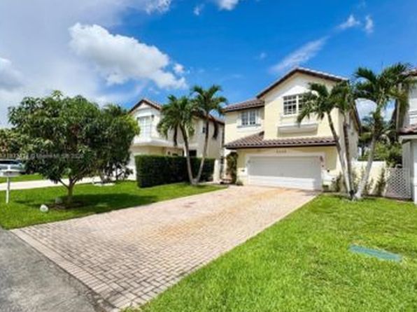 5630 NW 104th Ct