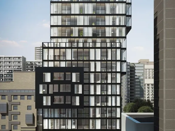 17 Dundonald St, Toronto, ON