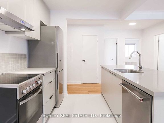 4th image of 555 Birchmount Rd #302