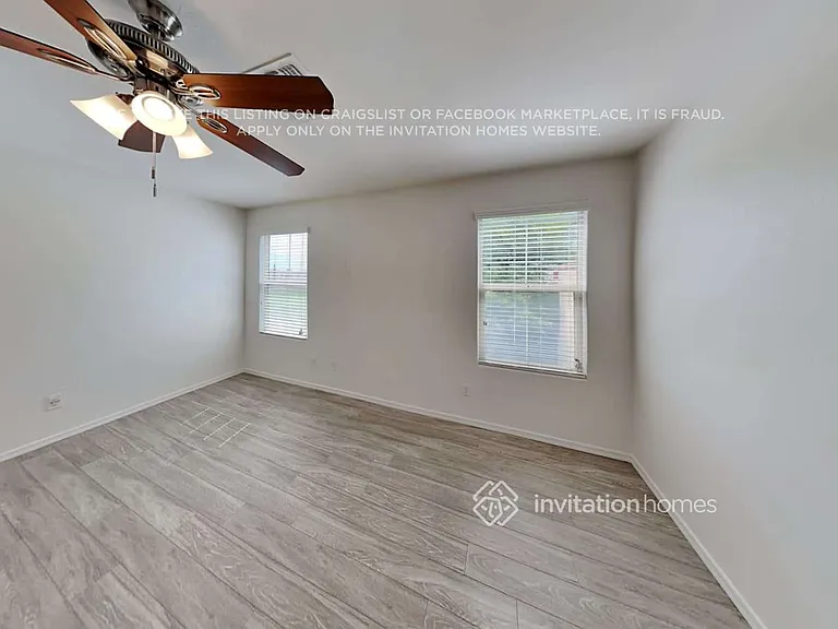 496 N Ranger Trl — Photo 14