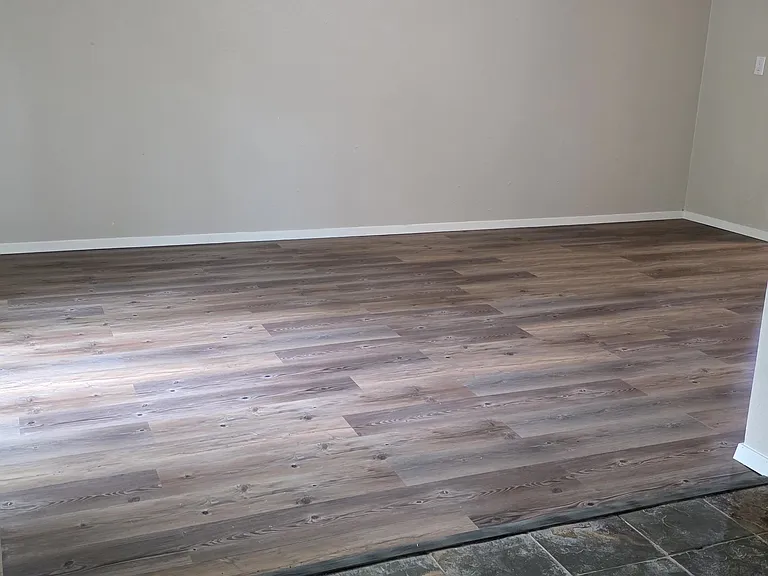 401 S Judd St — Photo 5