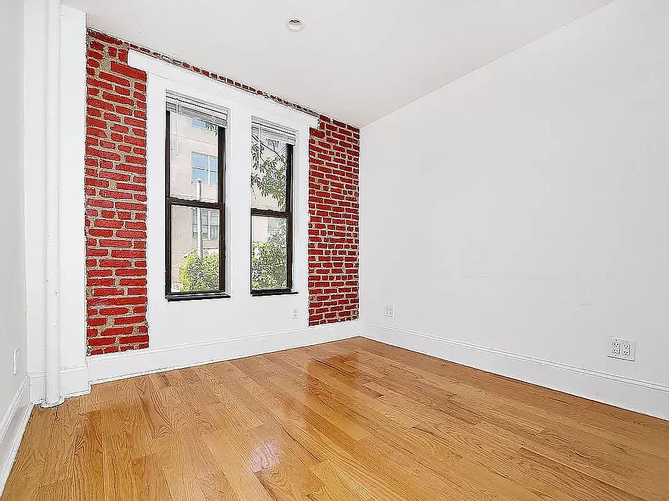 2nd image of 380 S 4th St APT 16
