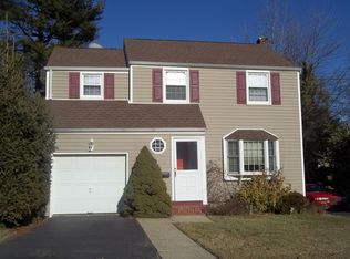 33 High St, Bloomfield, NJ 07003