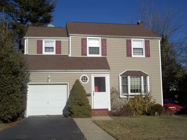 33 High St, Bloomfield, NJ 07003