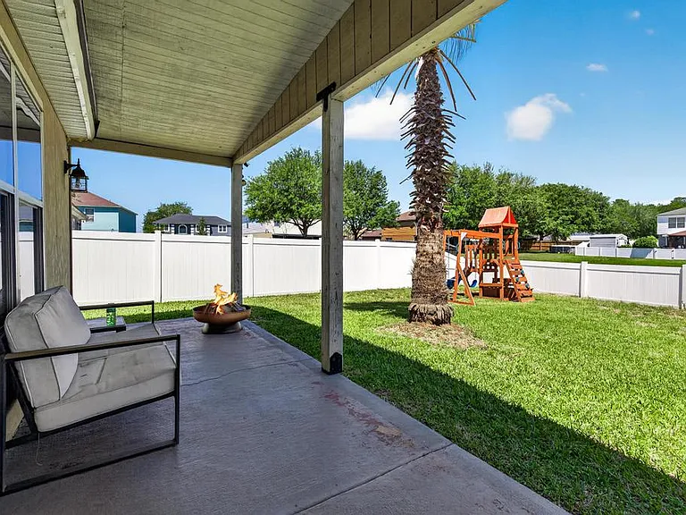 7163 Bedfordshire Ln — Photo 38