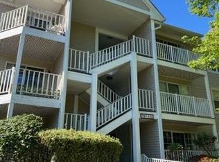 141 Raintree Ln, Mahwah, NJ 07430