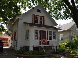 407 Rock Pl, Oshkosh, WI 54901