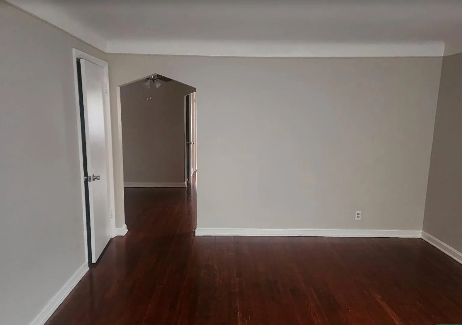 5009 Newfield Ave - Unit C — Photo 3