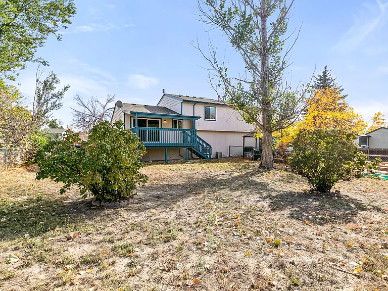 1405 S Sierra Dr — Photo 24