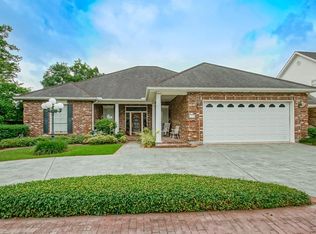 7208 Brighton Dr, Harahan, LA 70123