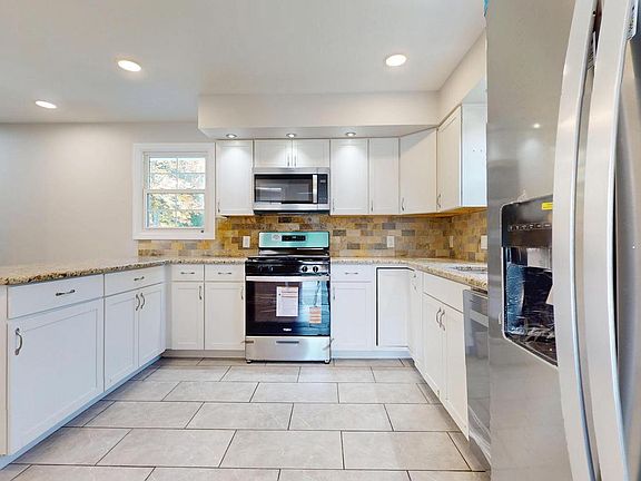 2nd image of 59 Erial Rd