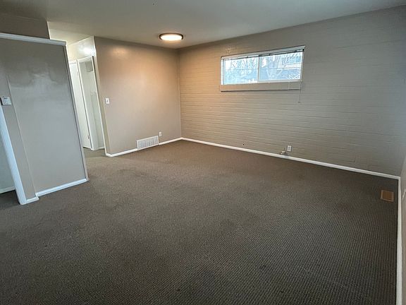 4th image of 275 E Westminster Ave APT 1