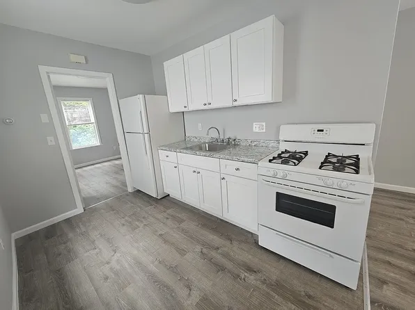 217 River St, Waterbury, CT 06706