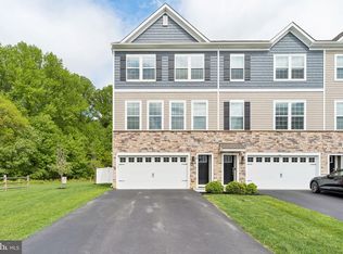 38 Sisters Farmstead Dr, Mount Laurel, NJ 08054