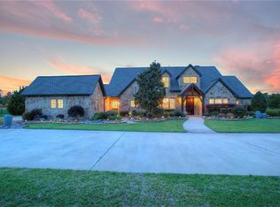 2060 Broken Lance Ln, Rockwall, TX 75032