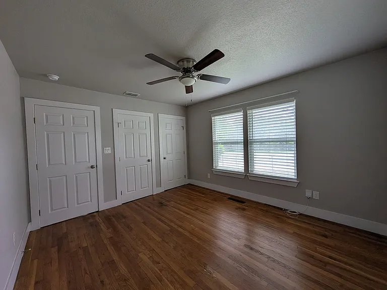 106 Woodland Ave — Photo 17