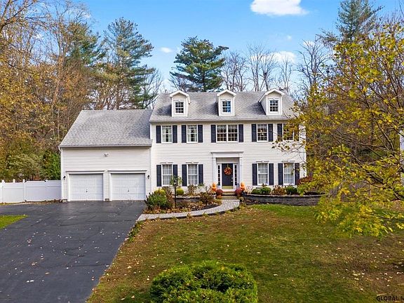 3rd image of 9 Jamison Dr