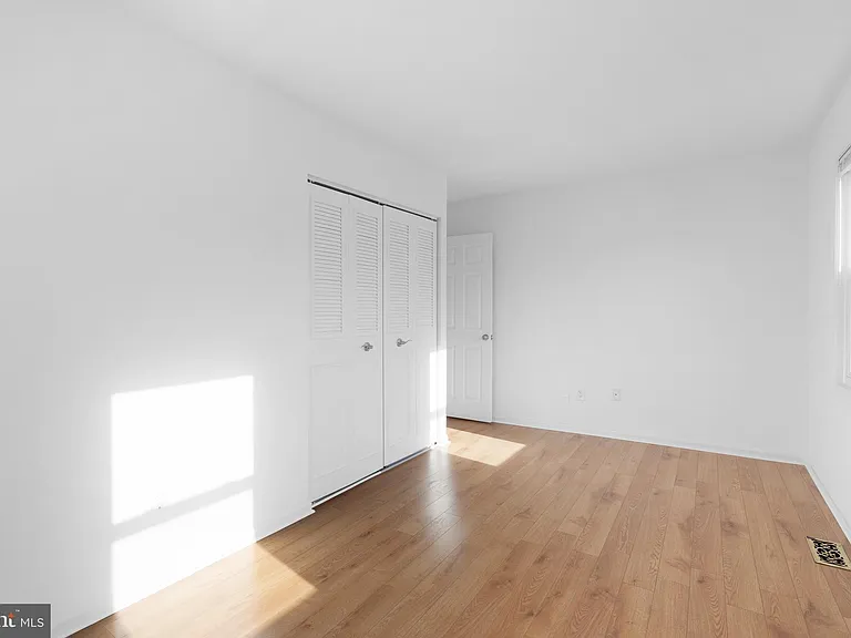 2636 E Side Dr — Photo 17