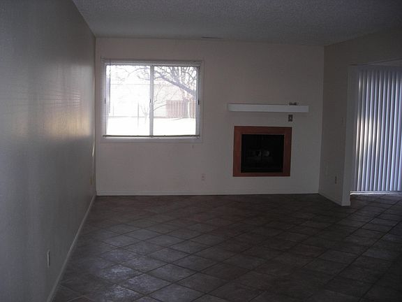 2nd image of 1209 S Willow St
