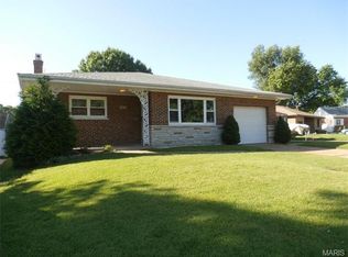 6412 Lavernell Ct, Saint Louis, MO 63116