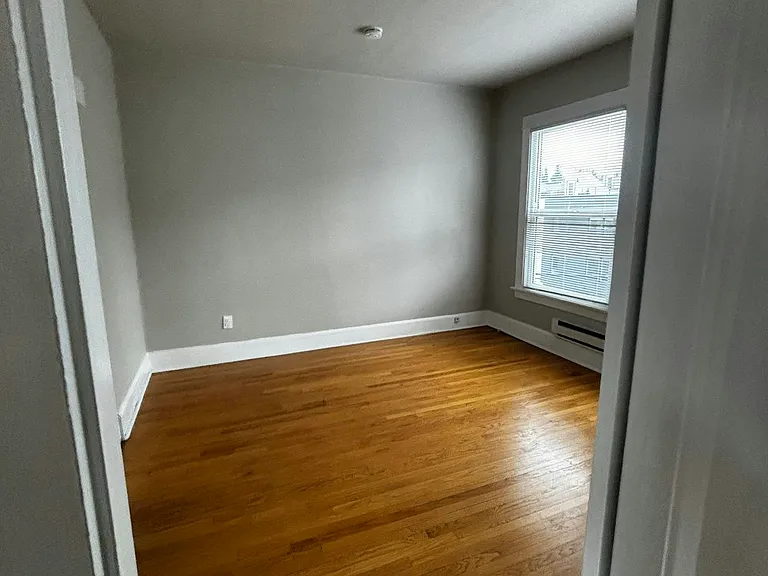 4700 SW Othello St #5 — Photo 8