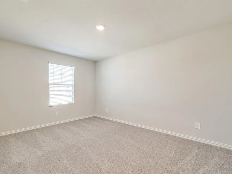 4816 Hunter Hurst Dr — Photo 24