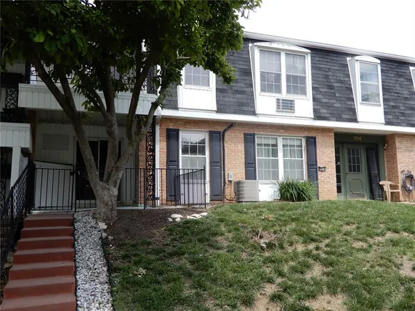 1714 Herault Pl APT A, Saint Louis, MO 63125