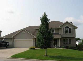 2670 Teresa Dr, Green Bay, WI 54311