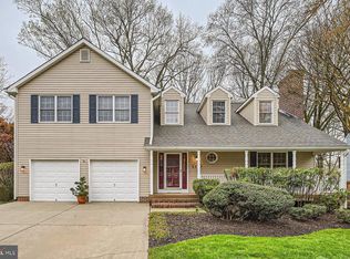 1310 Peartree Ct, Crofton, MD 21114