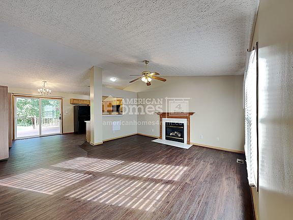 4th image of 262 Yehlshire Dr