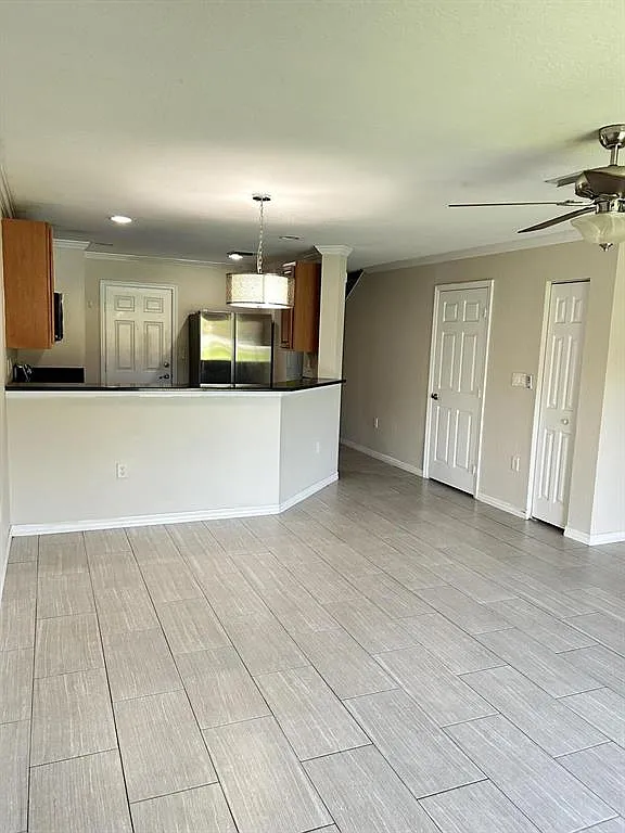 2 bed, 2.5 bath, 1230 sqft, $2,600 — Photo 2