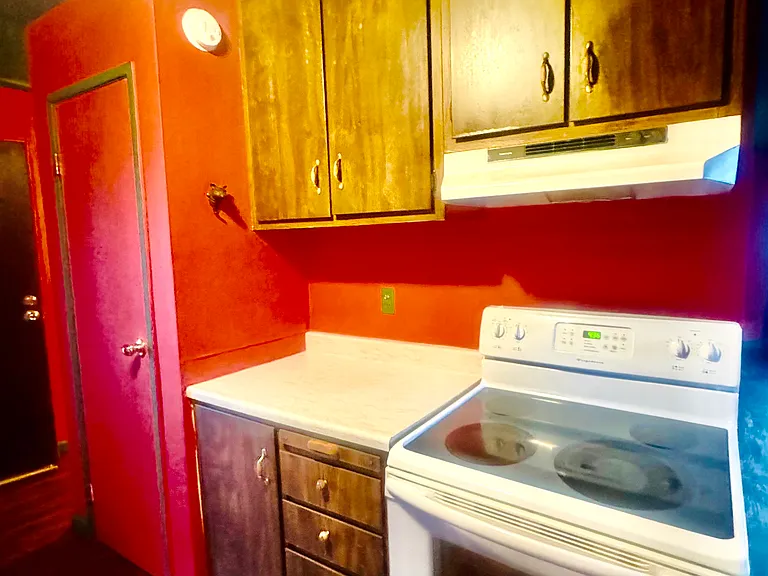 4600 Neil Rd #48 — Photo 8
