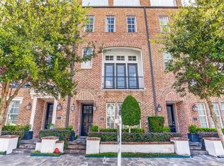 1023 Saint Charles St, Houston, TX 77003