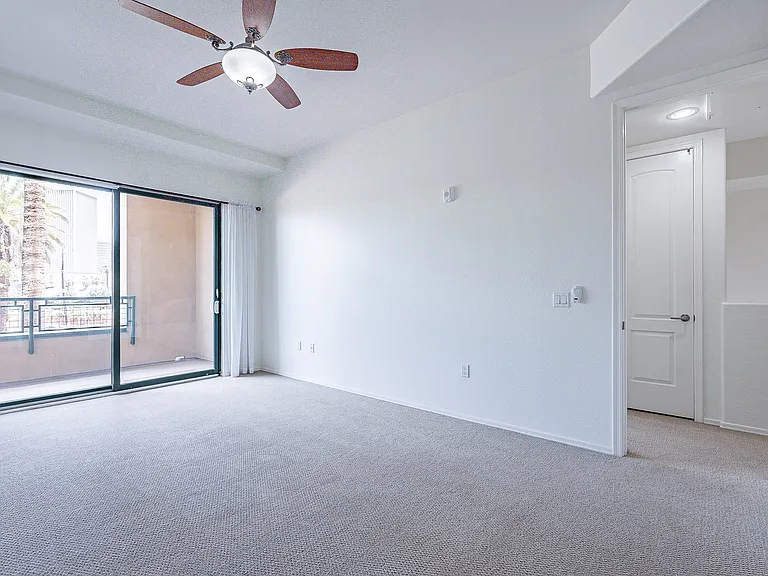 17 W Vernon Ave #11 — Photo 30