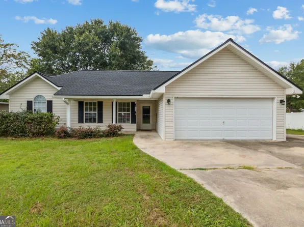42 Gabby St, Folkston, GA 31537