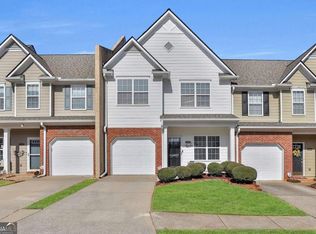 2369 Suwanee Pointe Dr, Lawrenceville, GA 30043