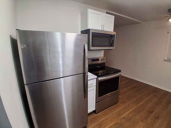 3rd image of 4713 Margybeth Ave