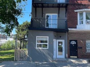 646 Lansdowne Ave #3, Toronto, ON M6H 3Y7
