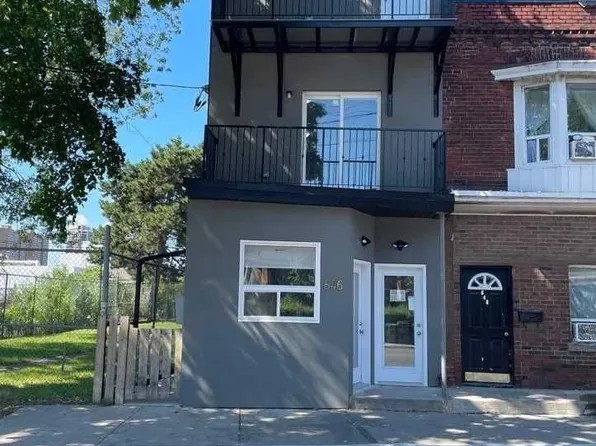 646 Lansdowne Ave #3, Toronto, ON M6H 3Y7