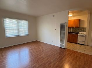 645 S. Burnside Ave., Los Angeles, CA 90036