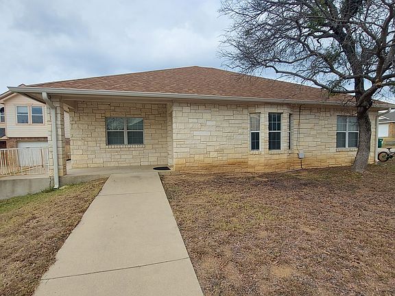2nd image of 1504 Claremont Cir #A