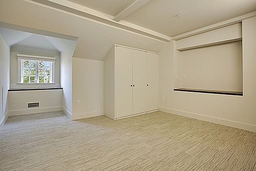 4th image of 913 Jena St APT 7