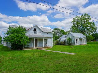 509 S Saint Andrews St, Weimar, TX 78962