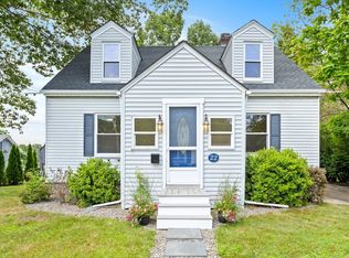 22 Morris St, Webster, MA 01570